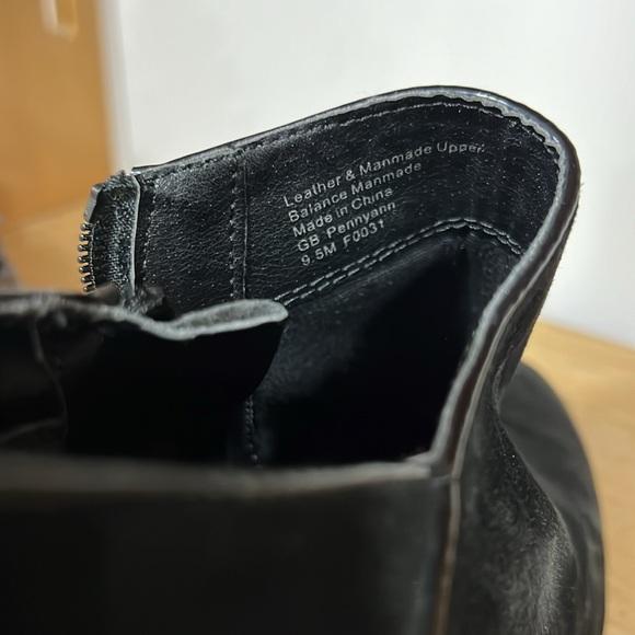 Giani Bernini black suede ankle boots - Picture 8 of 11